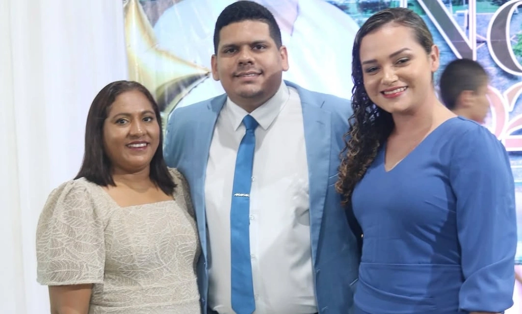 Alandelon toma posse como prefeito de Madeiro e marca compromisso com a população