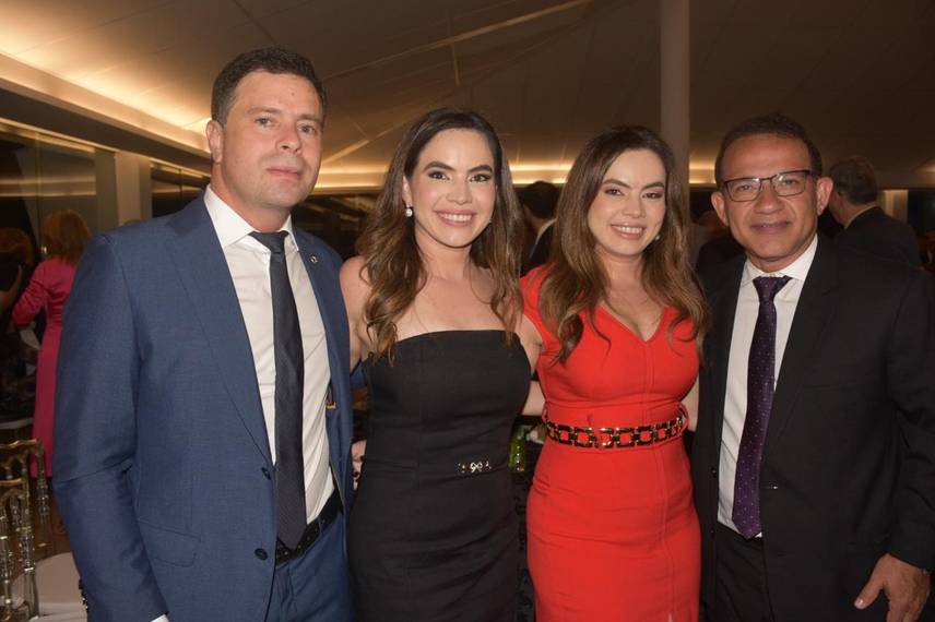 Aderson Nogueira é empossado presidente do TJ-PI e realiza jantar de comemoração Aderson Nogueira é empossado presidente do TJ-PI e realiza jantar de comemoração