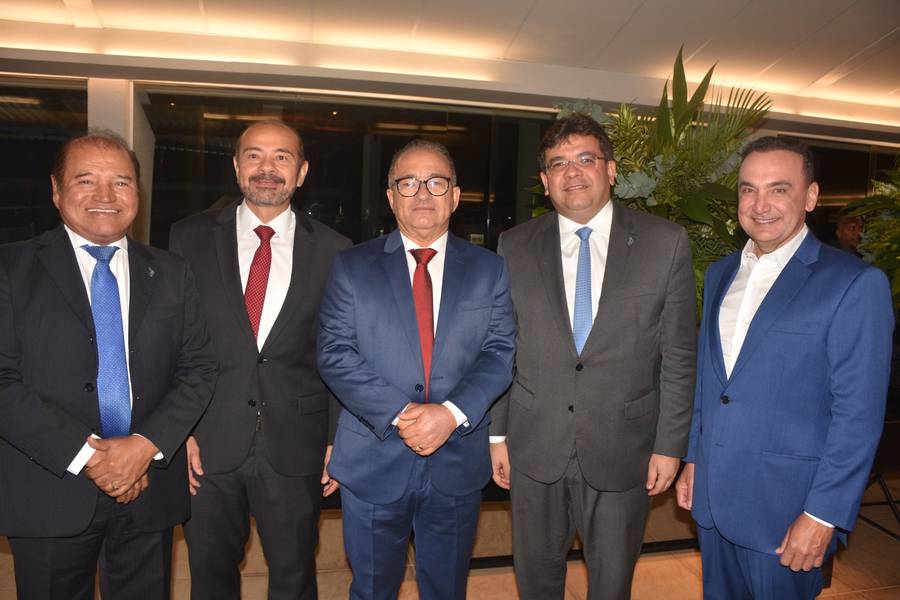 Aderson Nogueira é empossado presidente do TJ-PI e realiza jantar de comemoração