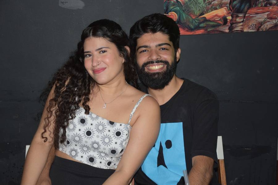 Aprovados no Enem comemoram em PUB