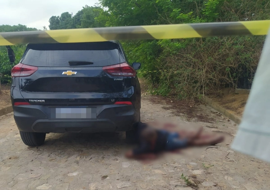Corpo é achado em Agricolândia; suspeita é de que vítima era professor de Teresina