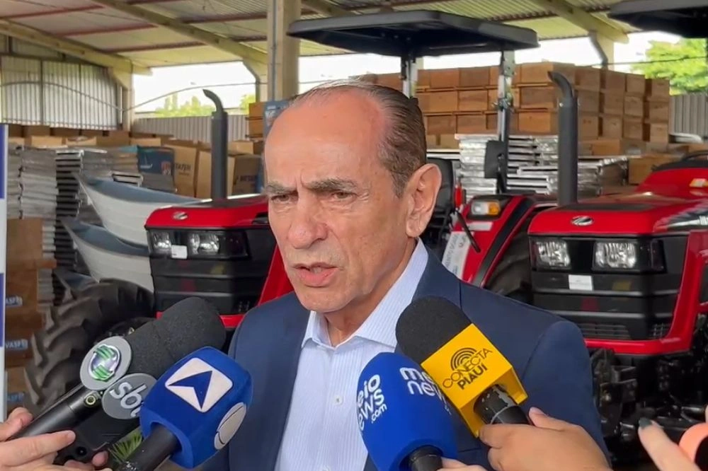 Governo enfrenta impasses no Congresso para aprovar orçamento, diz Marcelo Castro
