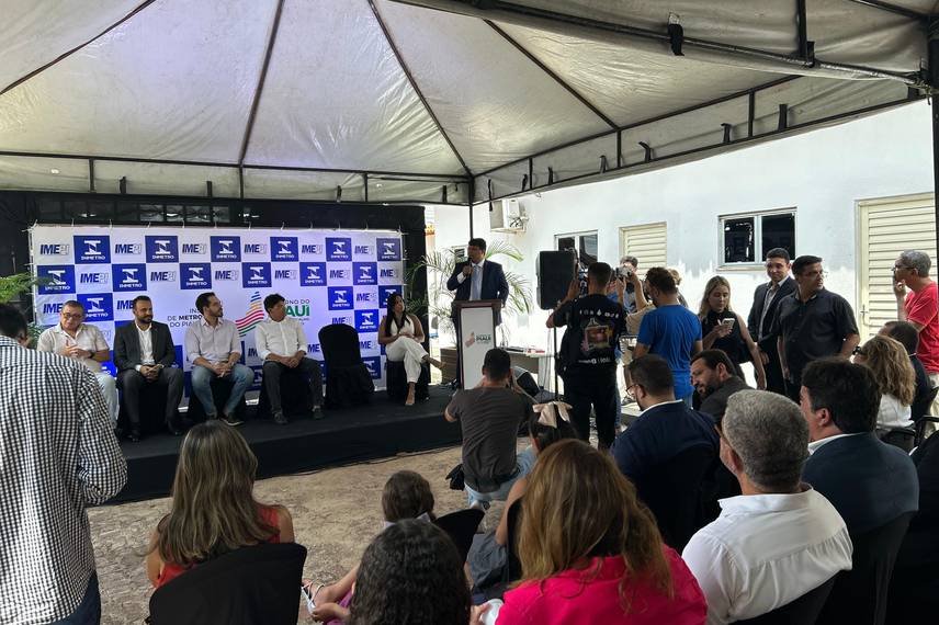 Júnior Macedo assume a presidência do IMEPI Júnior Macedo assume a presidência do IMEPI