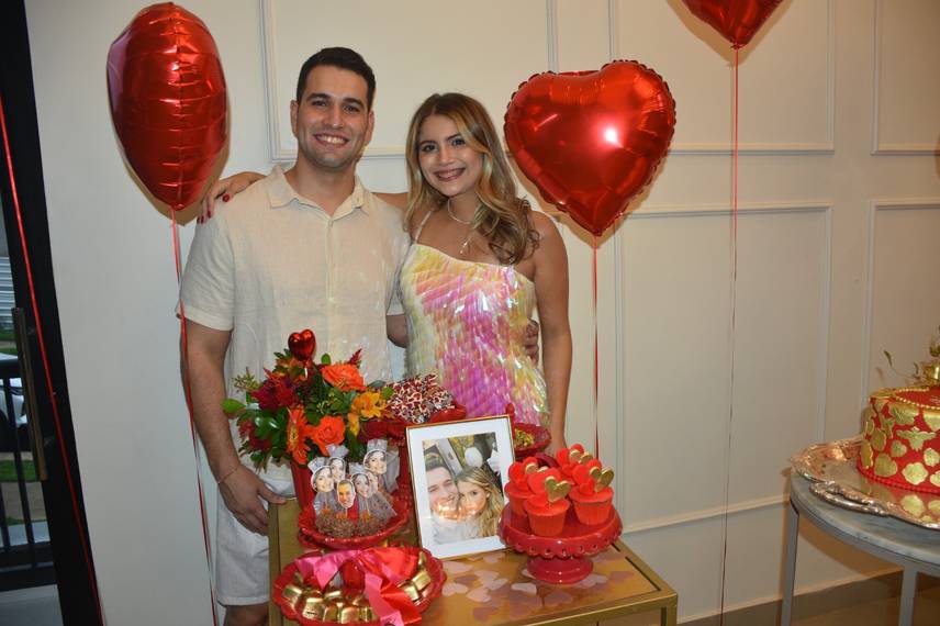 Noivado de Marcus Victor Vignoli e Ana Carolina Galvão Noivado de Marcus Victor Vignoli e Ana Carolina Galvão