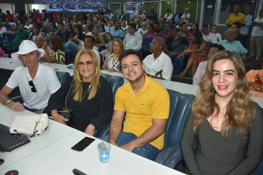 Posse dos vereadores Samantha Cavalca e Pedro Alcântara Posse dos vereadores Samantha Cavalca e Pedro Alcântara