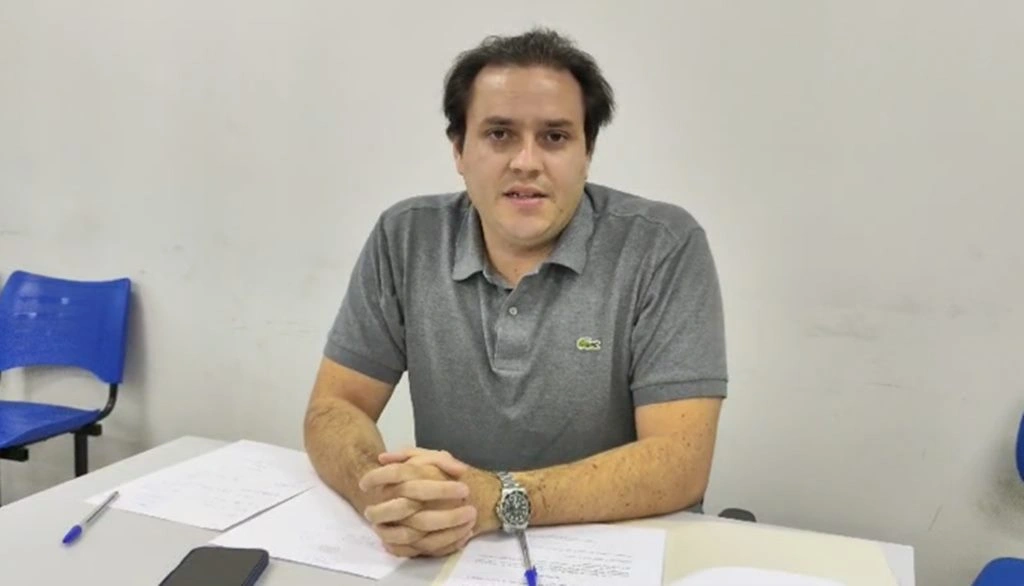 Prefeito de São Miguel do Tapuio discute avanços na saúde em reunião com equipe
