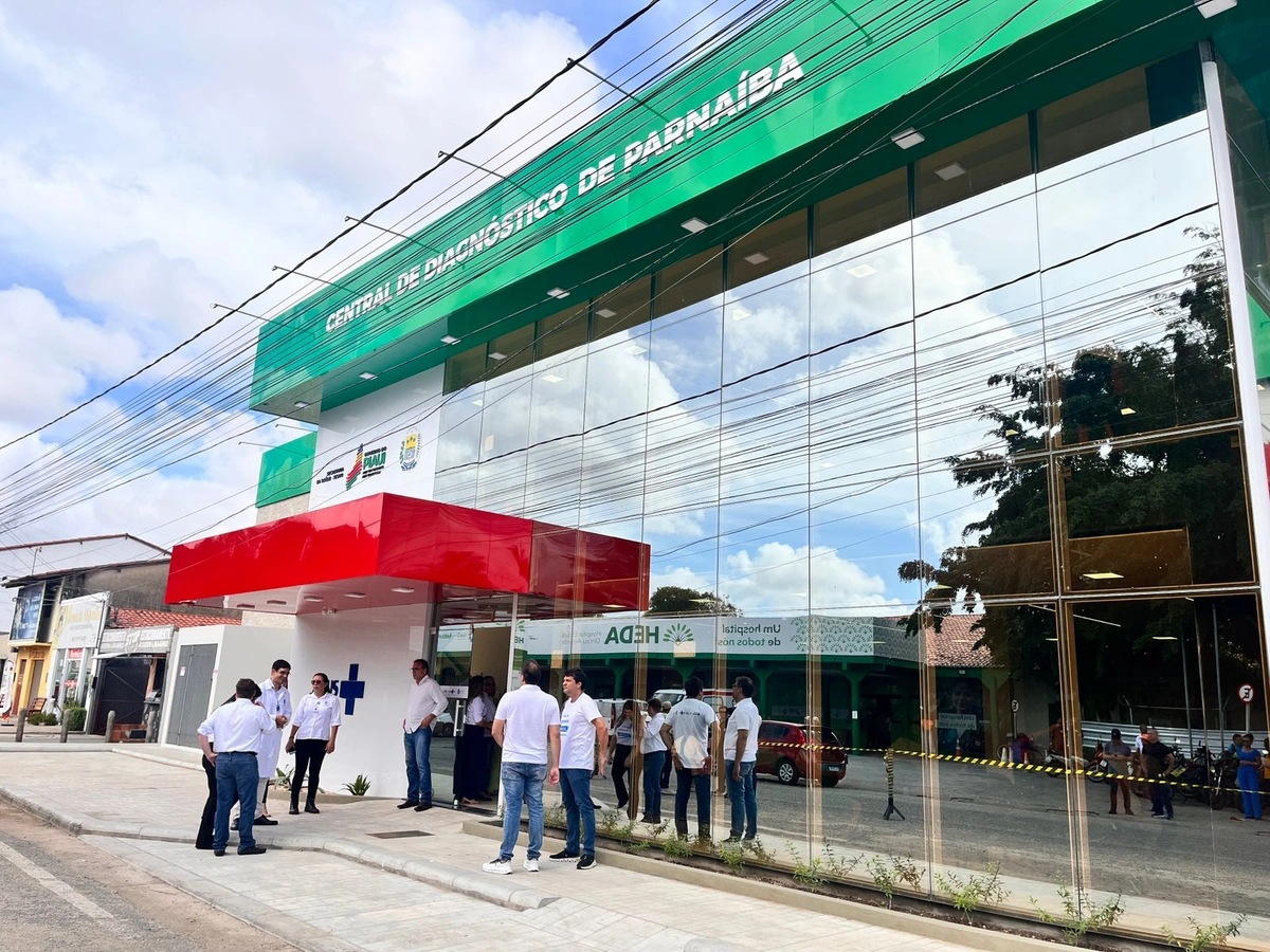 Rafael Fonteles inaugura nova Central de Diagnóstico em Parnaíba