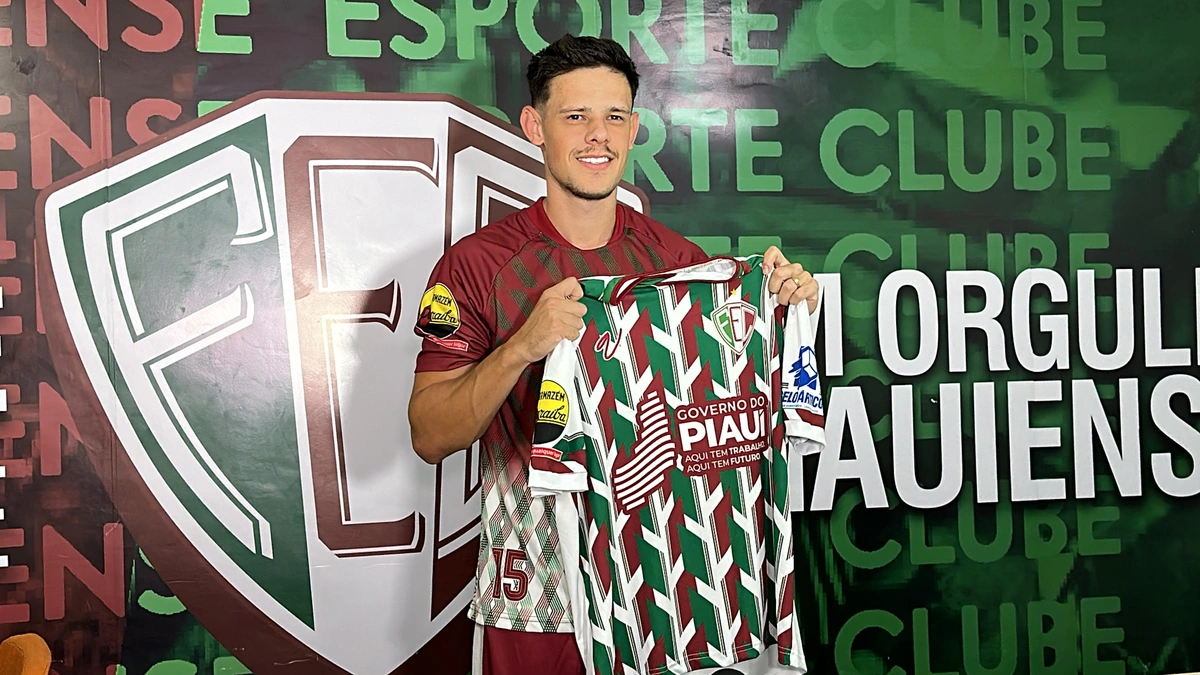 Rhuan, lateral-esquerdo do Fluminense-PI