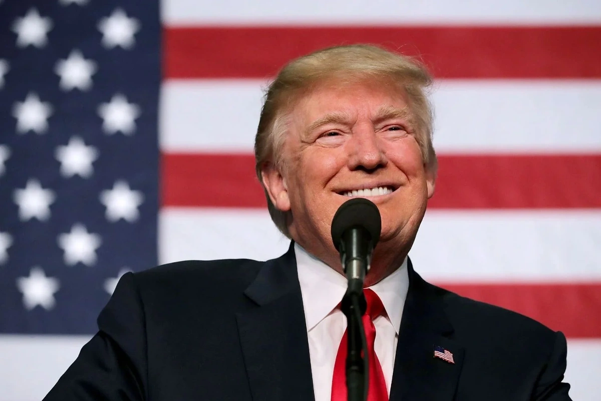 Trump lança criptomoeda pouco antes da posse e valor dispara; veja