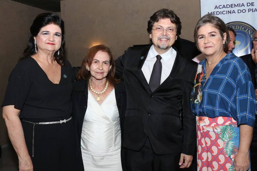 Academia de Medicina do Piauí realiza cerimônia de posse em noite prestigiada Academia de Medicina do Piauí realiza cerimônia de posse em noite prestigiada