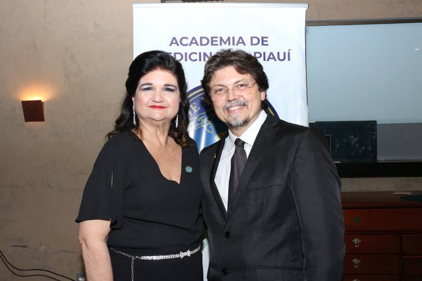 Academia de Medicina do Piauí realiza cerimônia de posse em noite prestigiada Academia de Medicina do Piauí realiza cerimônia de posse em noite prestigiada