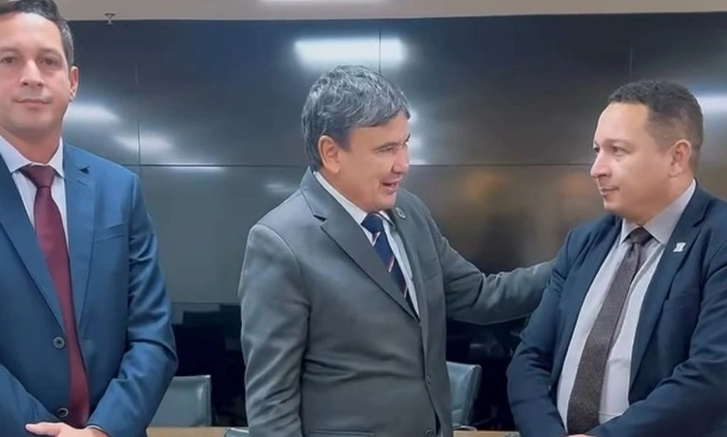 Alvorada do Gurguéia: prefeito realiza reunião estratégica com Wellington Dias