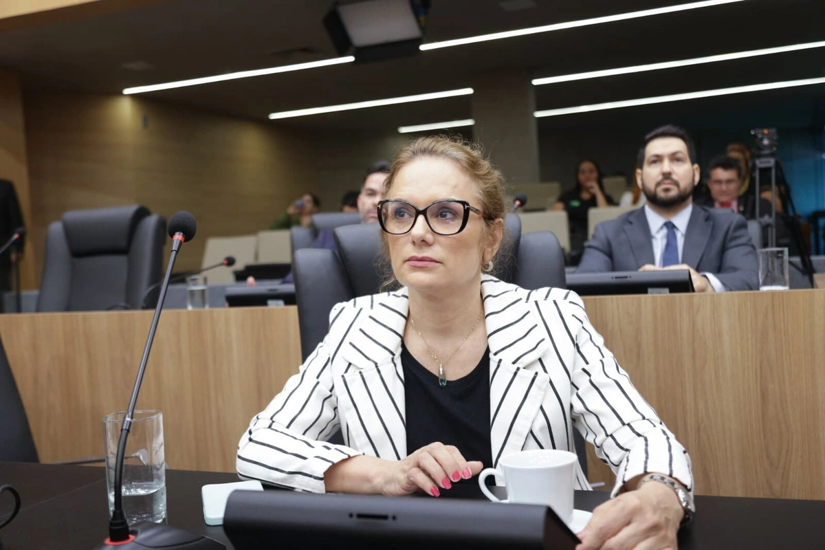 Ana Paula, deputada estadual