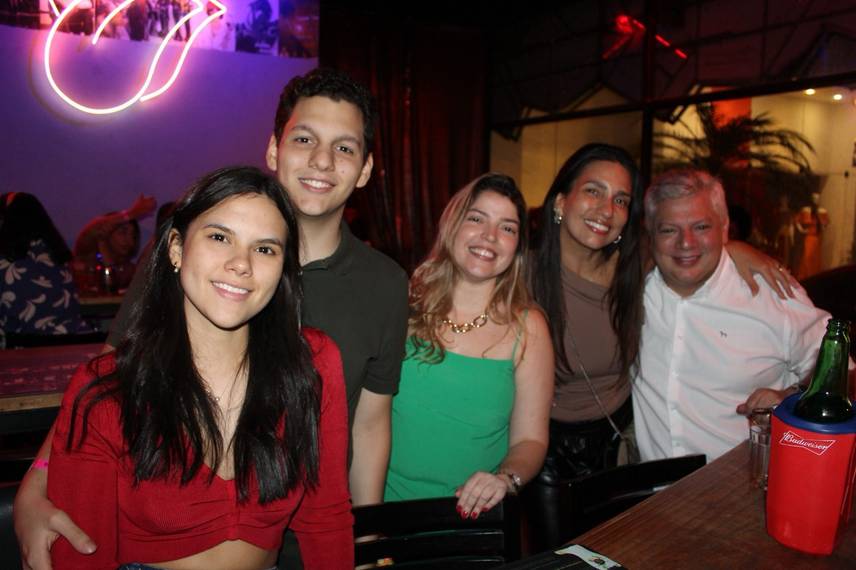 Banda Top Gun agita a noite na Zero Grau Choperia com muito rock e animação Banda Top Gun agita a noite na Zero Grau Choperia com muito rock e animação