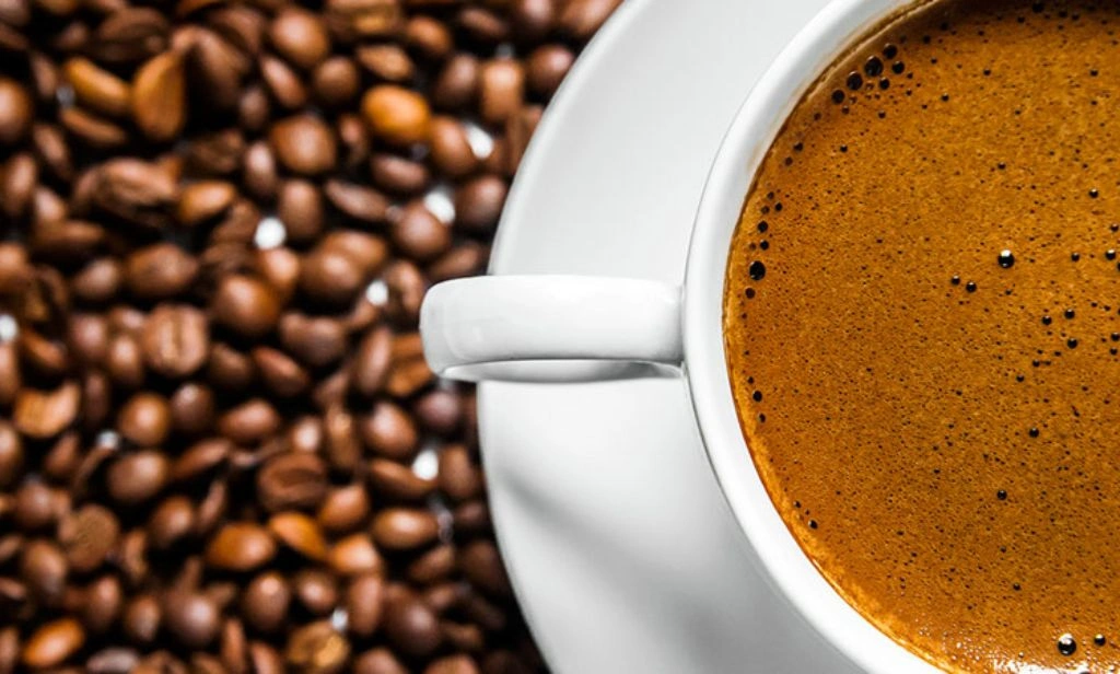 Café vai ficar mais caro este ano; entenda a alta no preço dos grãos no Brasil