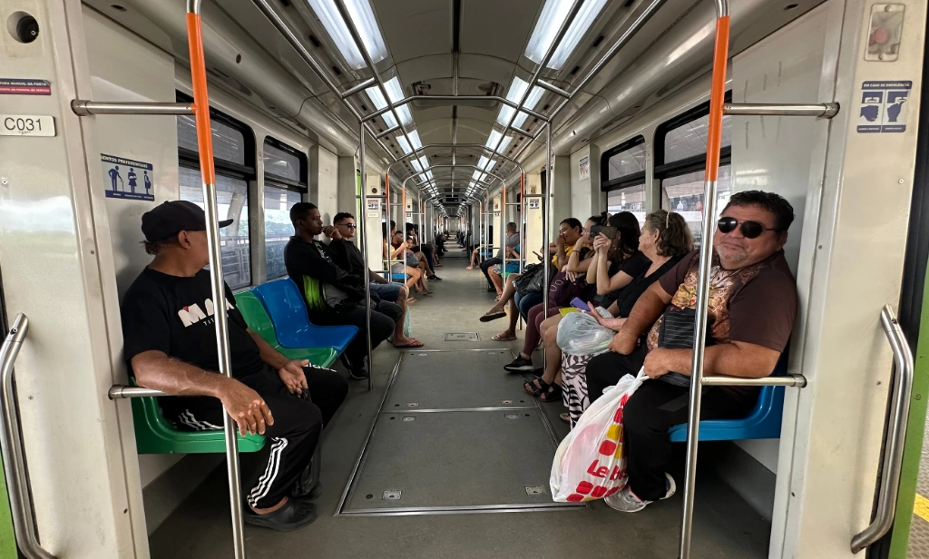 Com tarifa zero, passageiros em buscam cada vez mais pelo metrô de Teresina