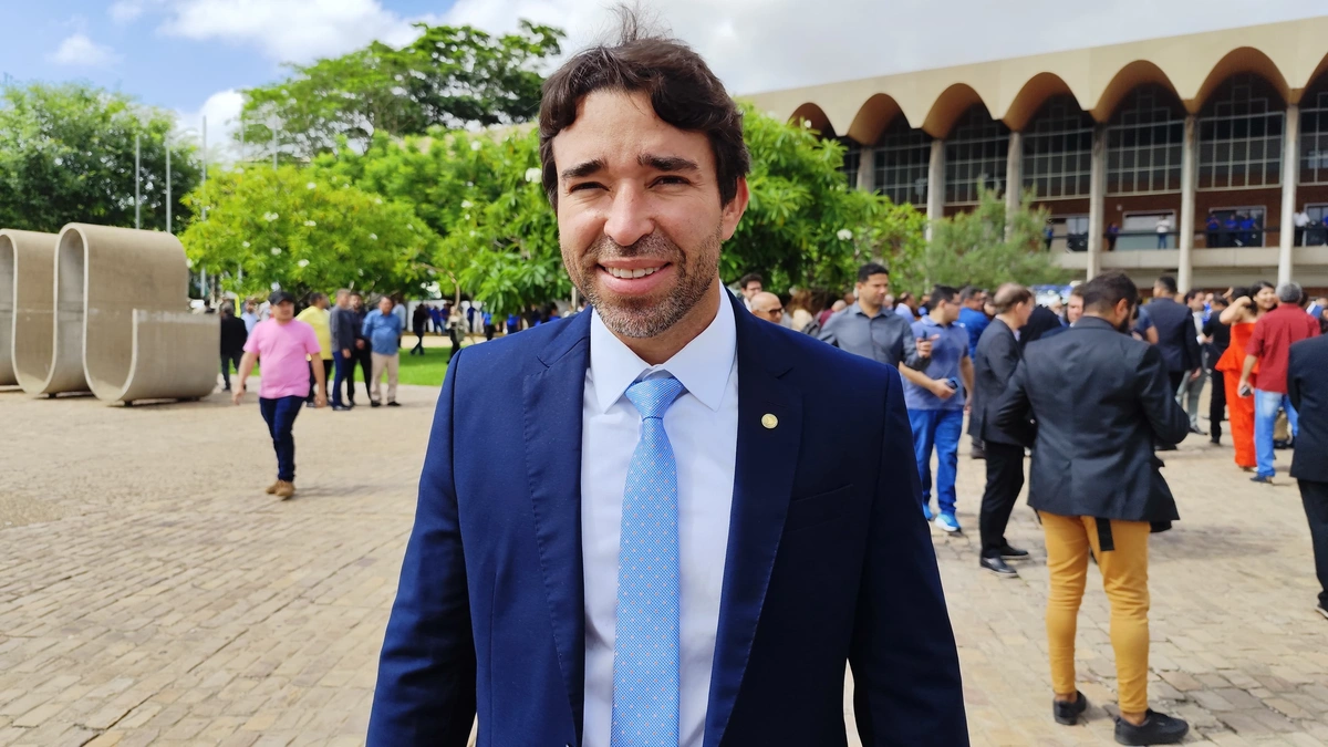 Deputado estadual Marden Menezes
