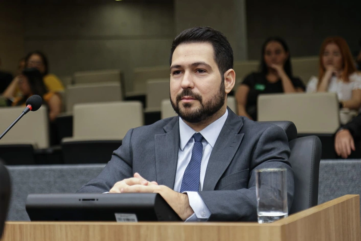 Dr. Felipe Sampaio, deputado estadual