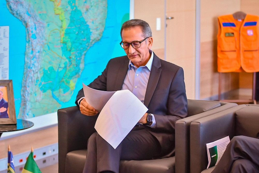 Governador discute obras do Novo PAC no Piauí com ministro Waldez Góes e o senador Marcelo Castro