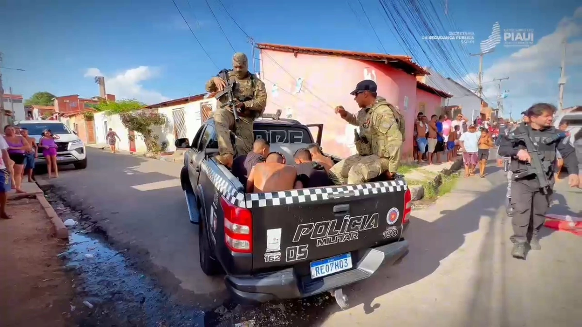 Grupo é preso durante operação do DENARC deflagrada na zona Sul de Teresina