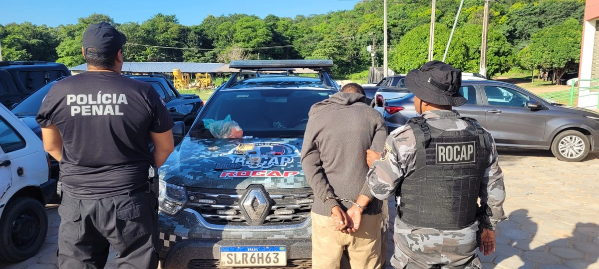 Homem é preso tentando enviar celulares e drogas para dentro de presídio em Altos