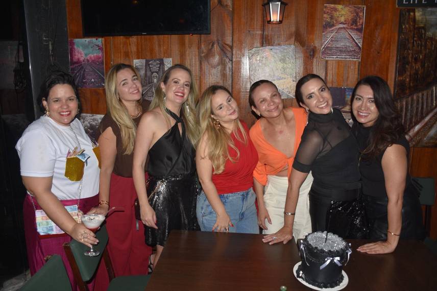 Noite de rock no Locomotiva Irish Pub agita jovens na zona Leste de Teresina Noite de rock no Locomotiva Irish Pub agita jovens na zona Leste de Teresina