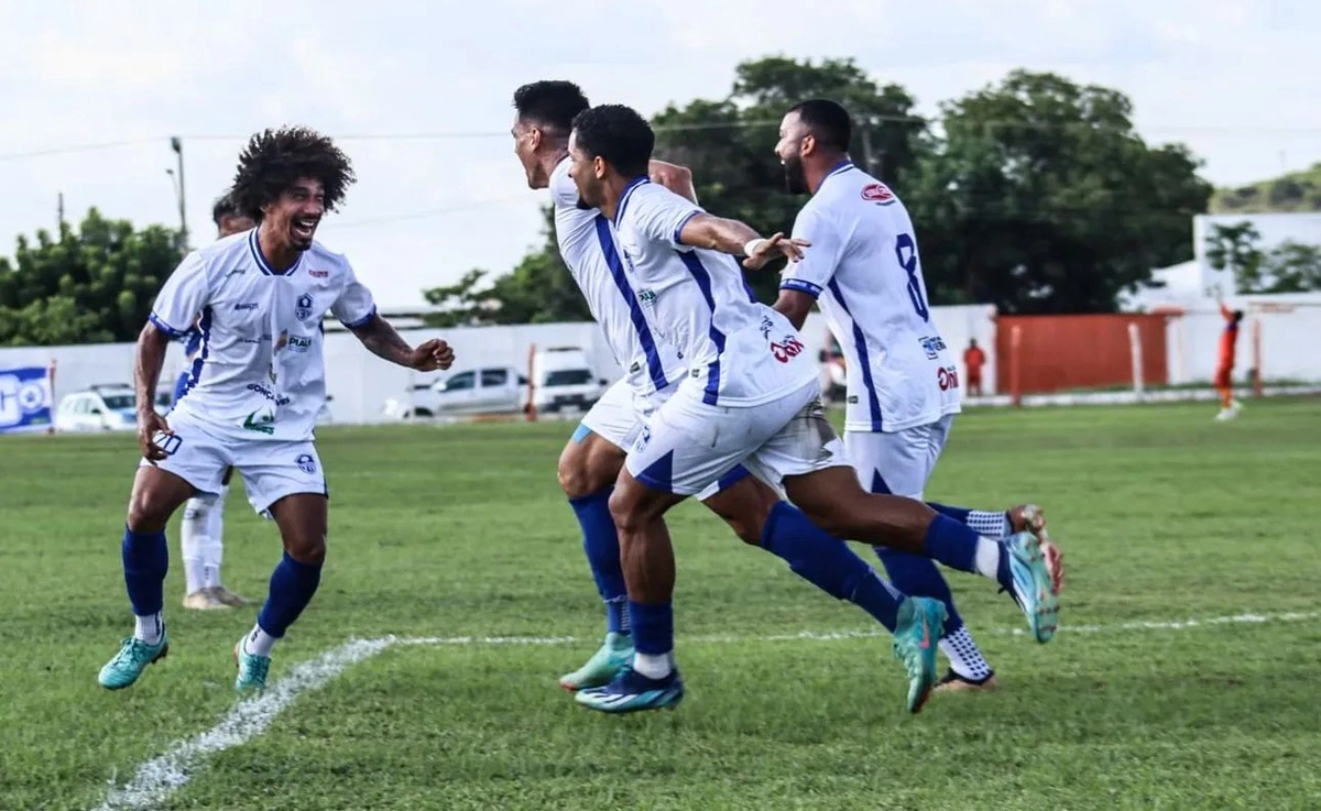 Oeirense vence o Fluminense-PI e rebaixa o River para a Série B