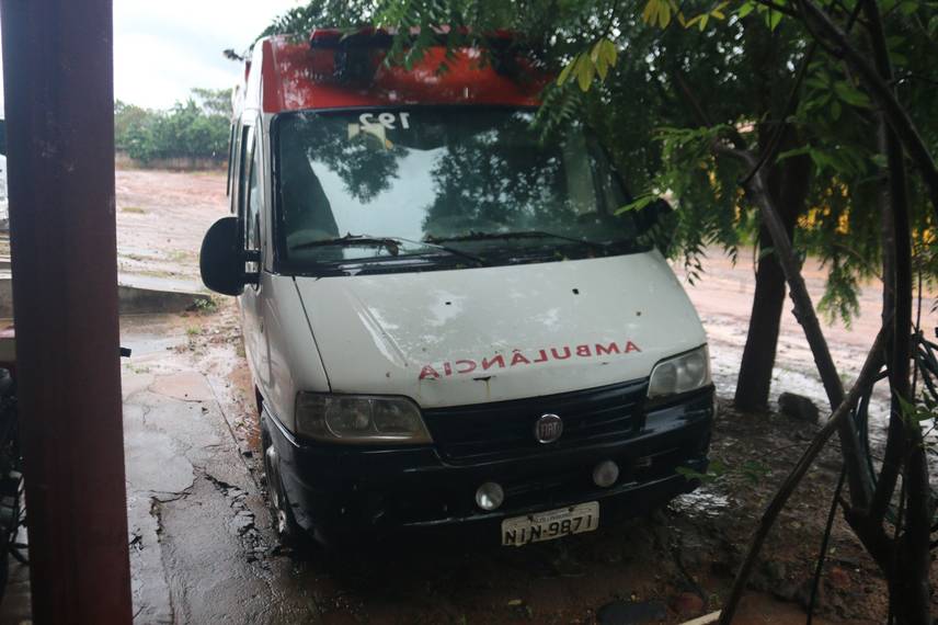 Precariedade e abandono nas instalações e equipamentos deixados pela antiga gestão de Eliseu Martins Precariedade e abandono nas instalações e equipamentos deixados pela antiga gestão de Eliseu Martins