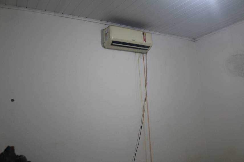 Precariedade e abandono nas instalações e equipamentos deixados pela antiga gestão de Eliseu Martins Precariedade e abandono nas instalações e equipamentos deixados pela antiga gestão de Eliseu Martins