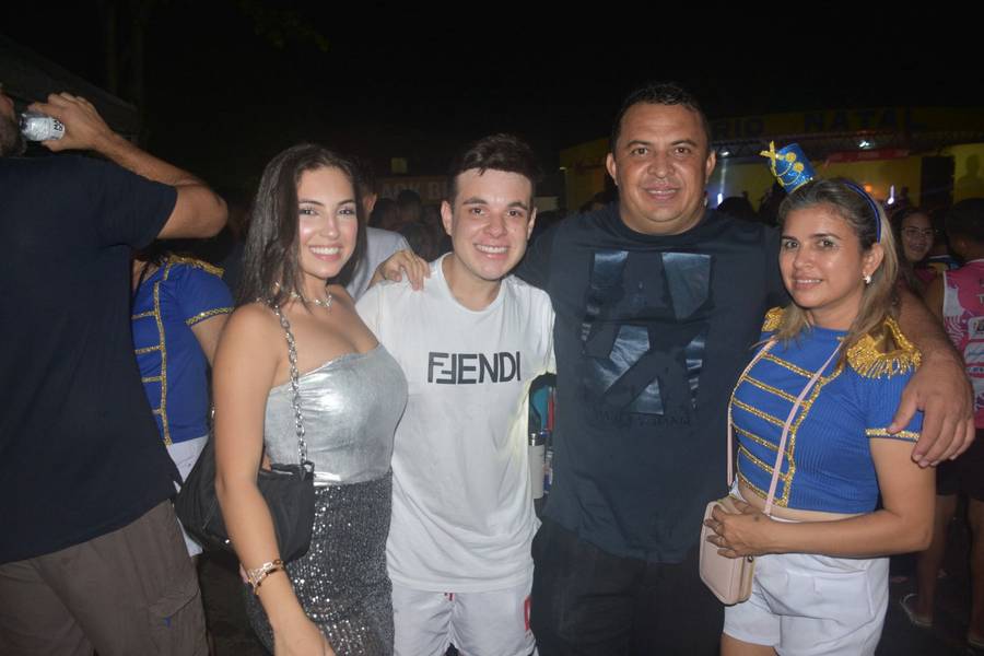 Prefeito de Monsenhor Gil, Dr. Evandro Abreu, realizou o tradicional Corso neste sábado (22)