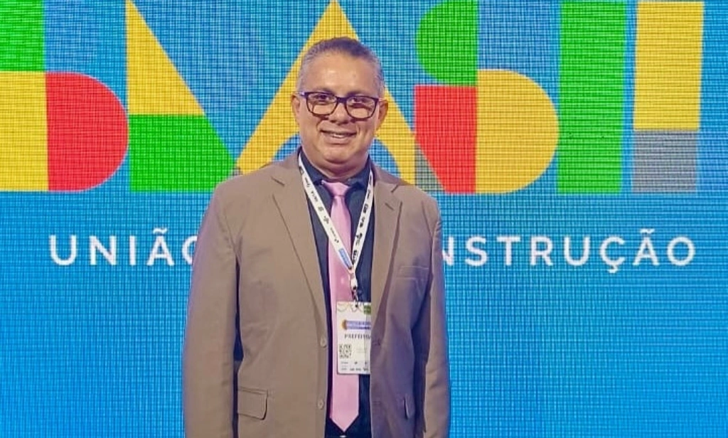 Prefeito de Nazária participa do Encontro Nacional em busca de investimentos