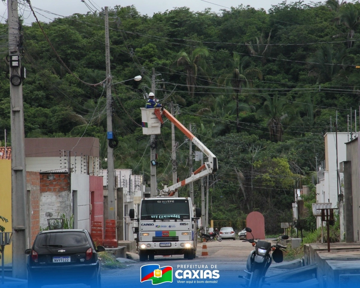 Prefeitura substitui todas as lâmpadas comuns por luminárias de LED em conjunto habitacional