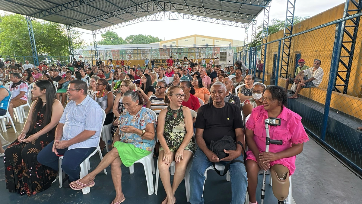ProUrbe: mais de 200 moradores do Renascença I recebem o registro imobiliário