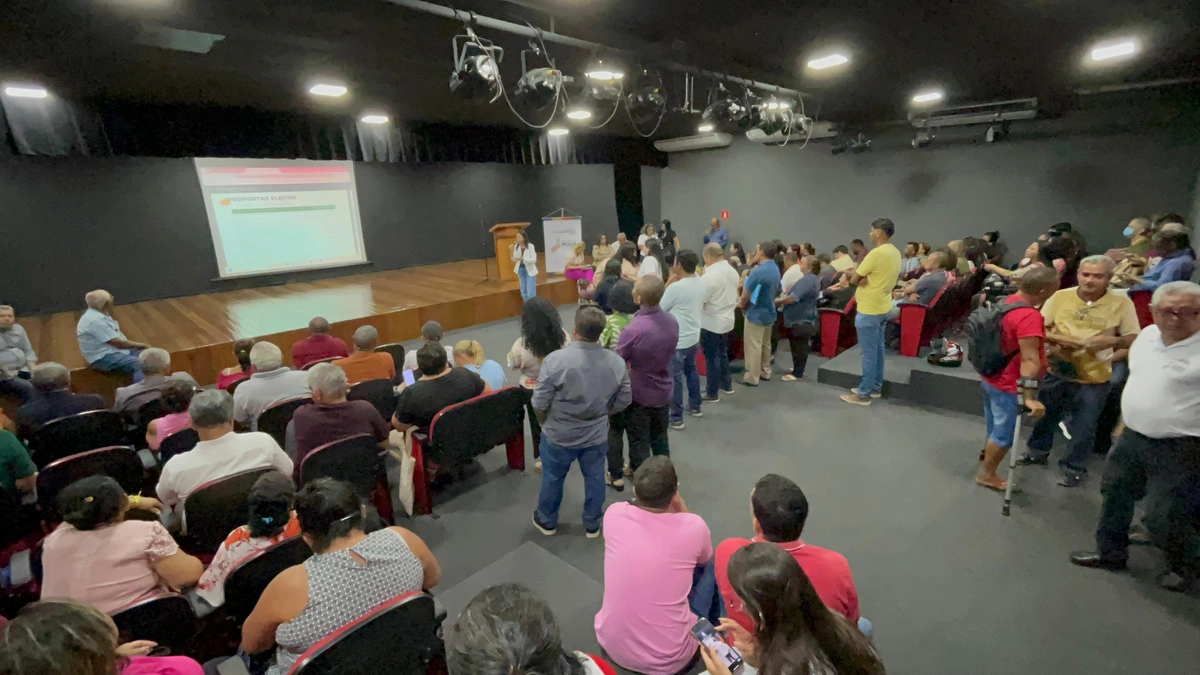 Reunião do Orçamento Participativo discute projetos para 2025 em Teresina