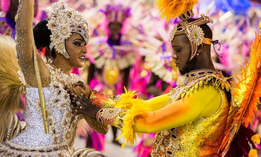 Rio inicia venda de ingressos populares para desfiles de carnaval