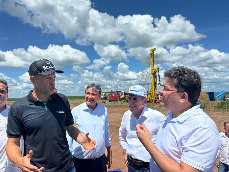 'Rodovia da Soja': governador entrega trecho da PI-392 em Baixa Grande do Ribeiro