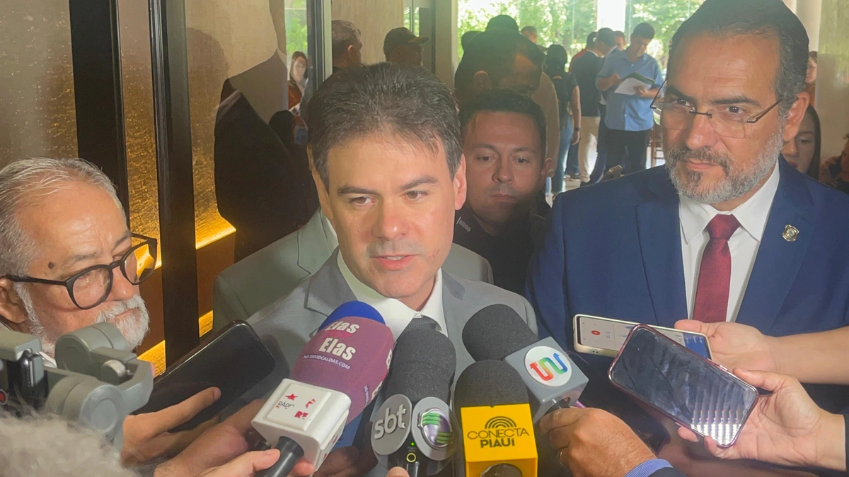 Severo Eulálio e diretor-geral da PRF, Antônio Fernando Oliveira