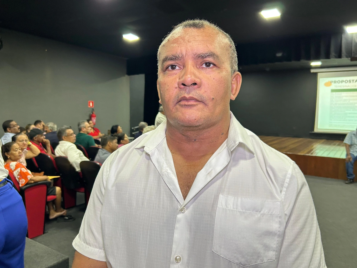 Sinval Cunha, presidente da associação de moradores do bairro Piçarreira I