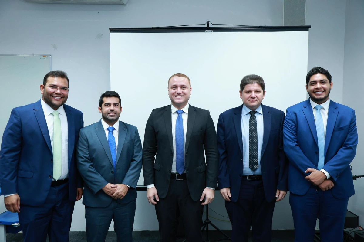 Venâncio Cardoso realiza primeira reunião da Comissão de Legislação, Justiça e Redação Final da CMT