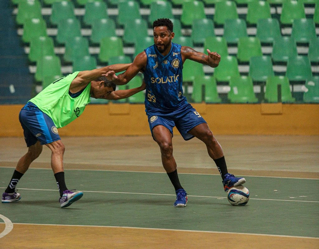 Atlético-PI se prepara para jogo decisivo pela Copa do Brasil de futsal neste domingo
