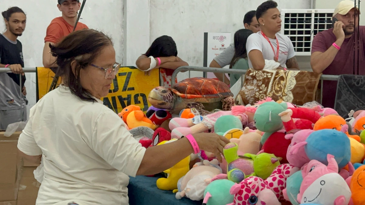 Bazar Solidário da Receita Federal começa em Teresina e arrecada fundos para instituições beneficentes