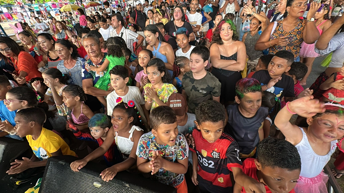 Bloco Piauí Samba leva alegria e muito samba para famílias na Zona Sul de Teresina