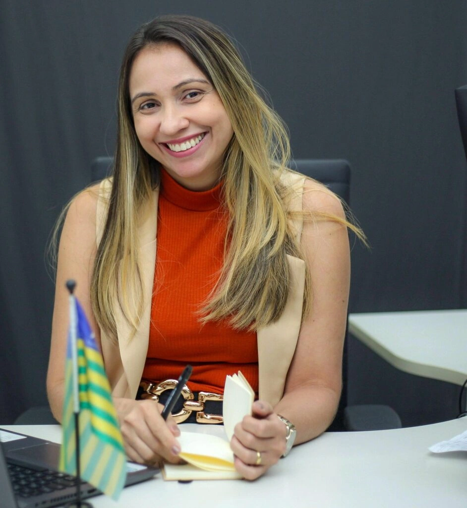 Carla Sandra, diretora administrativa e financeira da Badespi