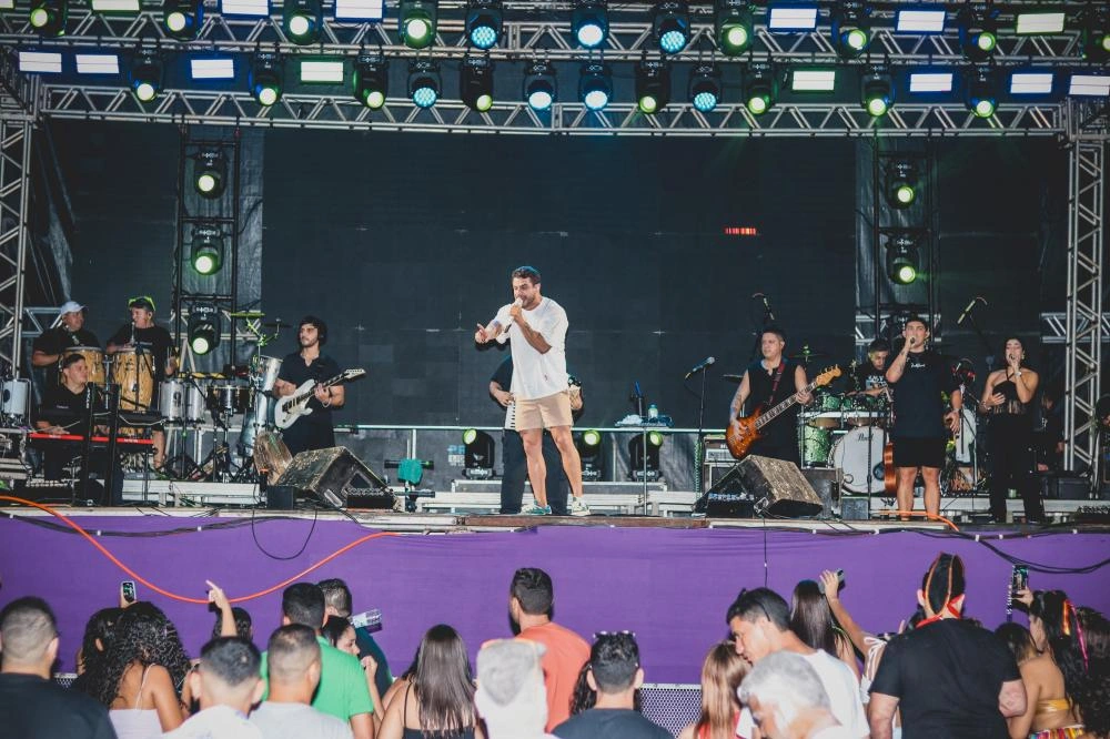 Carnaval em Água Branca reúne multidão e segue com programação neste domingo (02)
