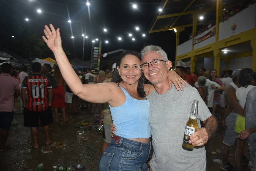 Carnaval em Angical: multidão celebra festa com muita alegria e tradição
