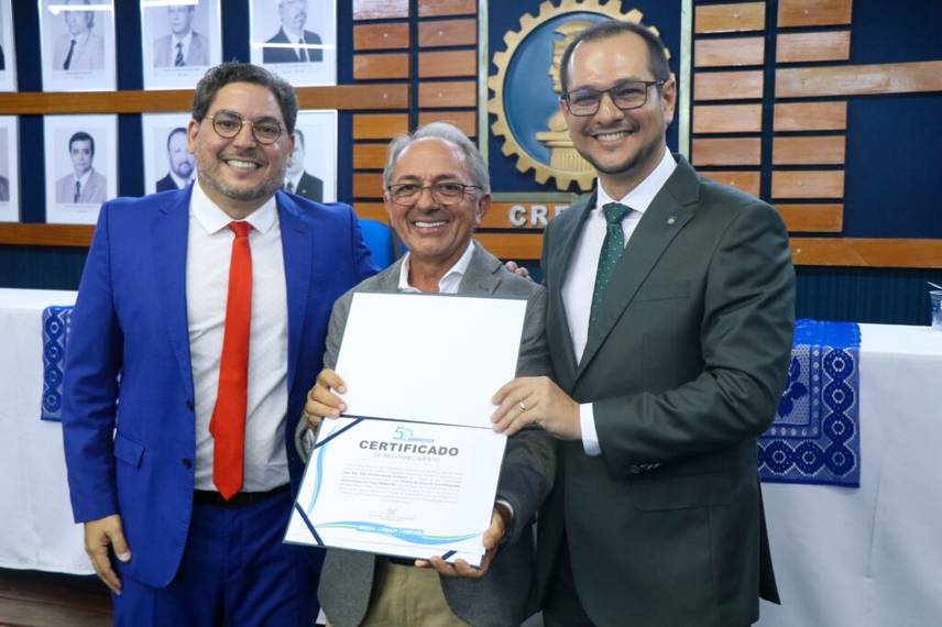 Comemorações dos 50 anos do Crea iniciam com homenagens a personalidades de Mútua Comemorações dos 50 anos do Crea iniciam com homenagens a personalidades de Mútua