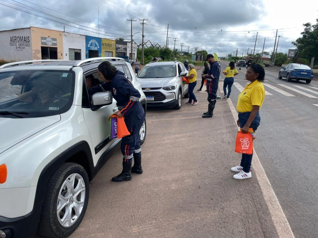 Detran-PI promove ação educativa em Altos para prevenir e reduzir acidentes