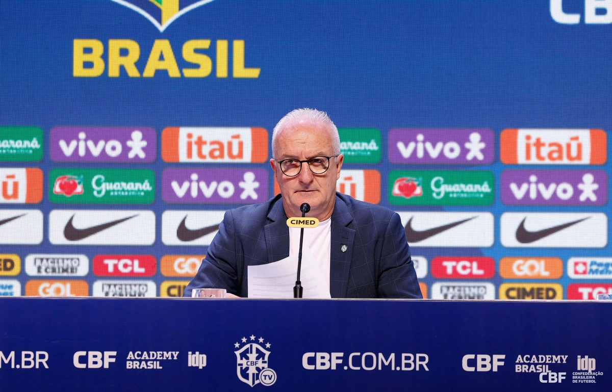Dorival Jr. anunciará convocação da Seleção Brasileira para jogos contra Colômbia e Argentina, pelas Eliminatórias