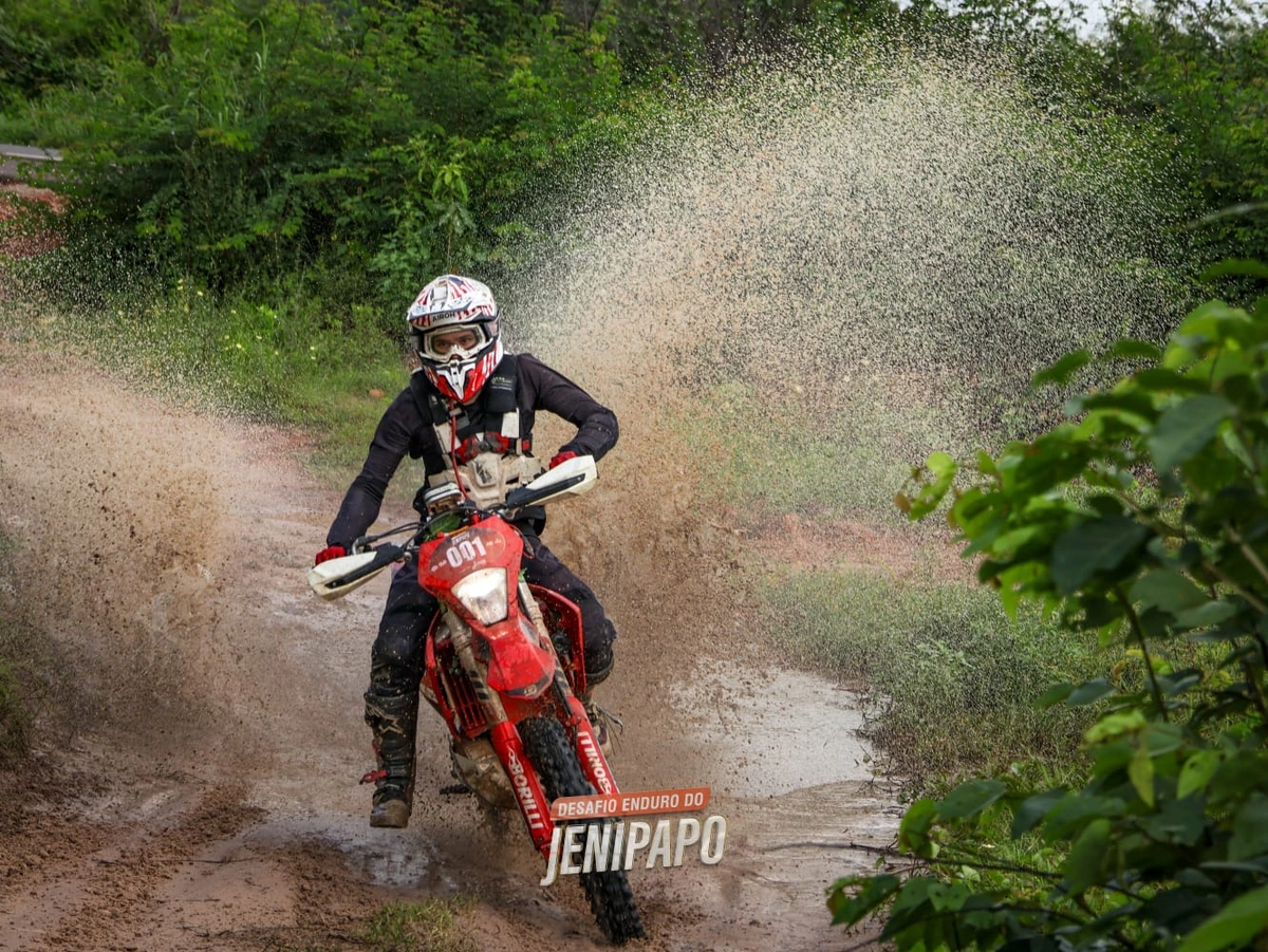 Emoção e belas paisagens marcam a segunda etapa do 38º Desafio Enduro do Jenipapo