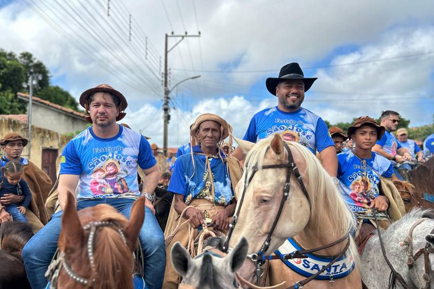 Fé e Tradição: Altos celebra festejo de São José e a grande festa do vaqueiro Fé e Tradição: Altos celebra festejo de São José e a grande festa do vaqueiro